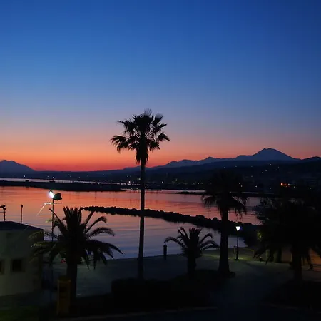 Bed and breakfast Faros Rooms&suites 3*