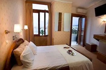 B&B Faros 레팀노
