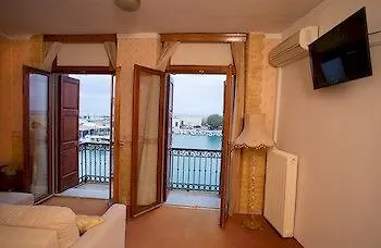 Faros 레팀노