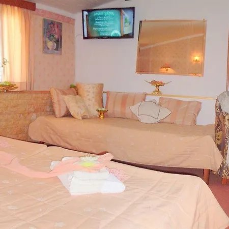 Faros B&B 3*