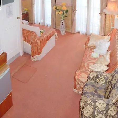 B&B Faros 레팀노